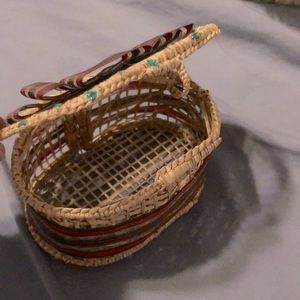 Vintage mini basket 🧺